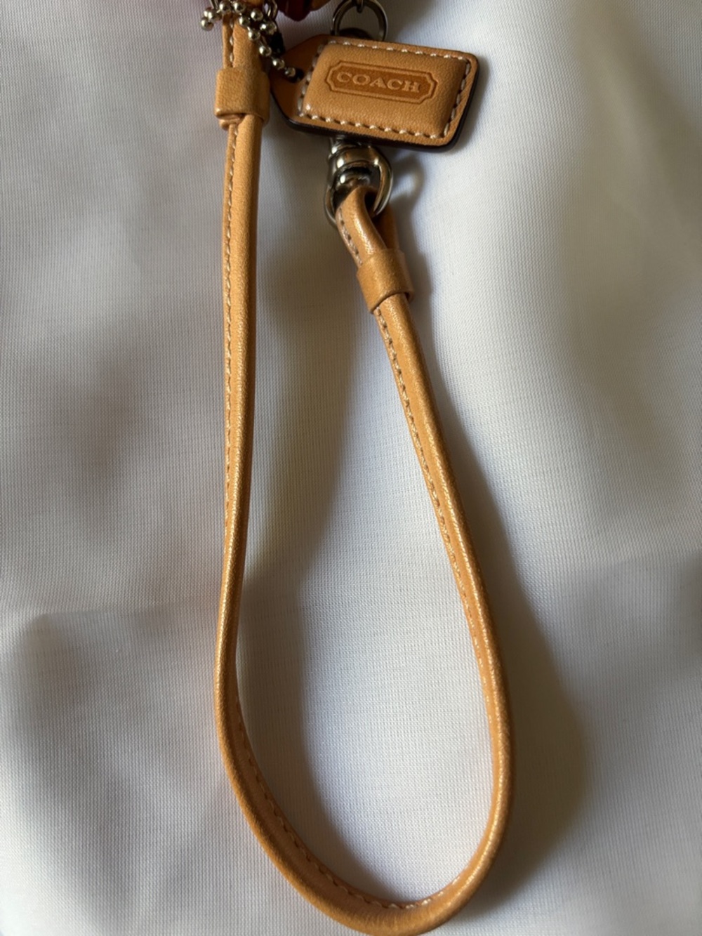 Coach Red Canvas Wristlet with Tan Leather Accents Y2K - Picture 8 of 8